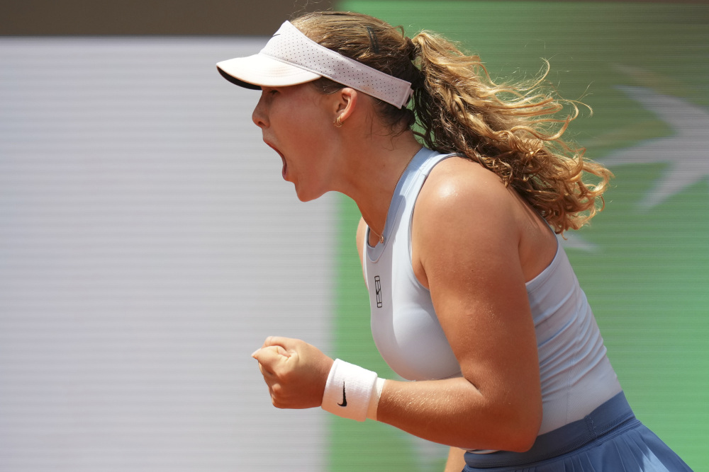 赛场上激烈 赛场上激烈