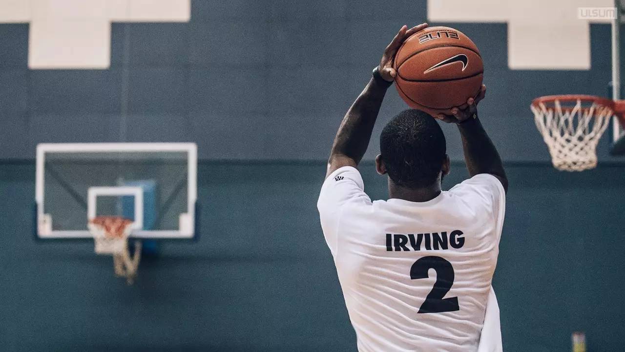 了亚洲后卫 了亚洲后卫